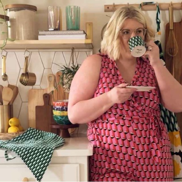 DVF x Target Arrow Geo Set of 4 Mugs + 4 Saucers + Stand Brand New in Box! - Picture 15 of 16